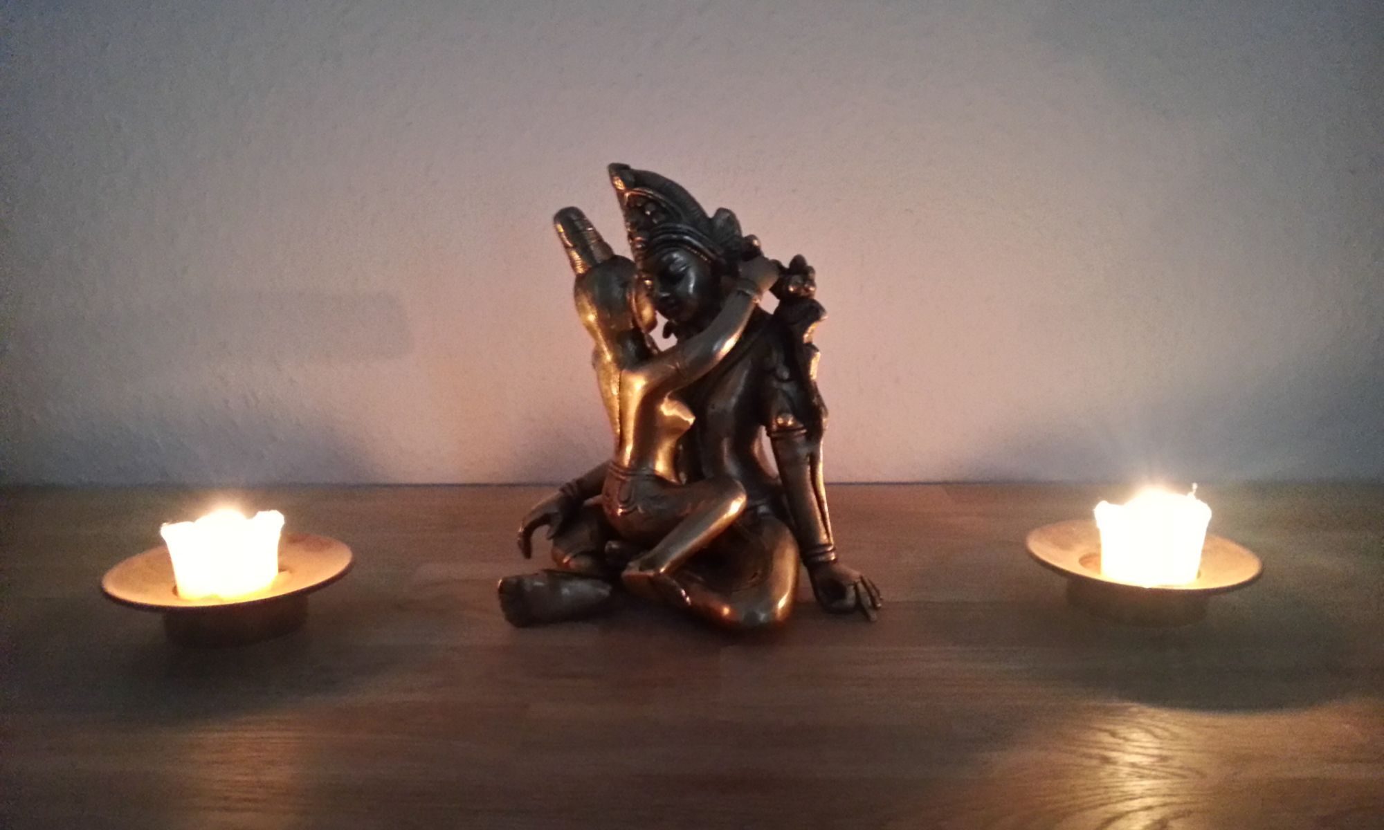 Statue, Indra, Shakti, Kerzen, Tantramassage