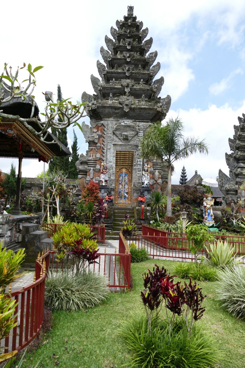 Tempel Pura Ulundanu Batur auf Bali